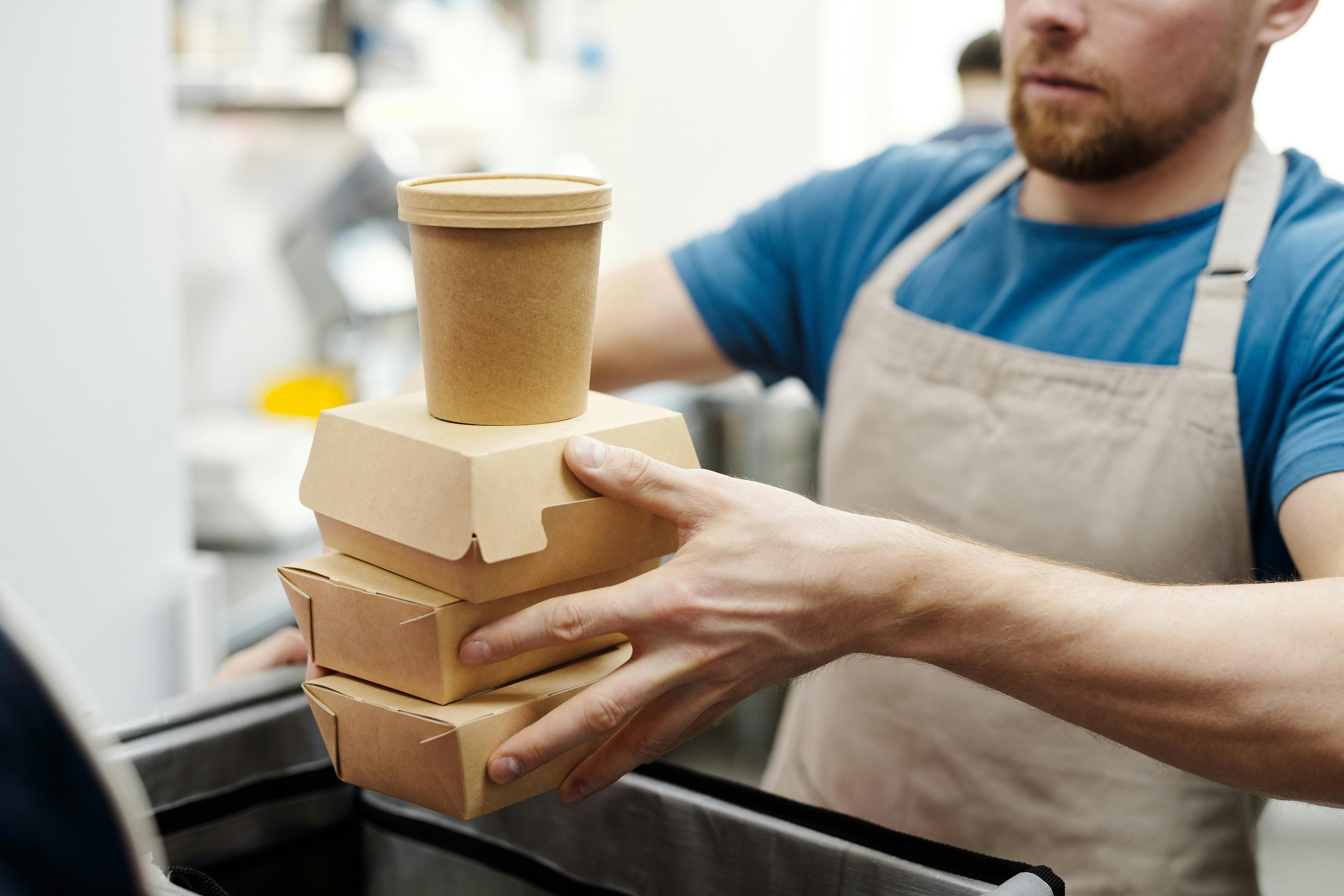 restaurant sustainability packaging